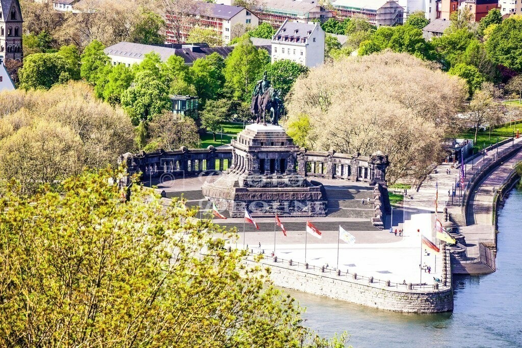 Festung Ehrenbreitstein-8621 | Erleben Sie den Zauber des Mittelrheins und entdecken Sie die atemberaubende Auswahl an Fotos und Bildern bei Rheinfotos. Wir bieten eine vielfältige Auswahl an Produkten wie Poster, Karten, Sticker, Textilien und Geschenkartikeln und Fototouren. - Realisiert mit Pictrs.com