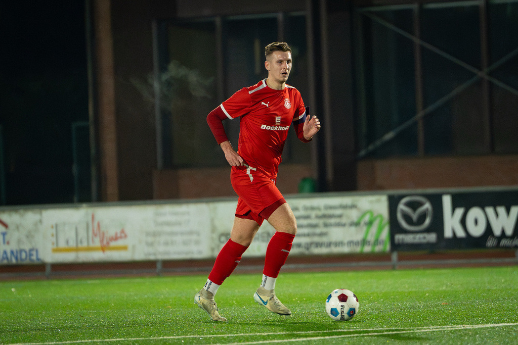 Fußball I Herren I Saison 2025-2026 I Freundschaftsspiel I TSV Grossenkneten - TuS Lutten I 1244 | jns.sportfotos - Realisiert mit Pictrs.com