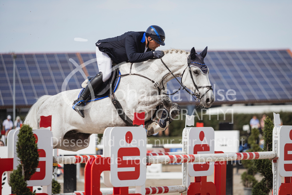 240629_LüPfSpTa_GP-291 | Deine schönsten Turniermomente als professionelle Fotos! Entdecke hochwertige Pferdesport-Fotografie im Online-Shop. Jetzt Fotos finden & bestellen!