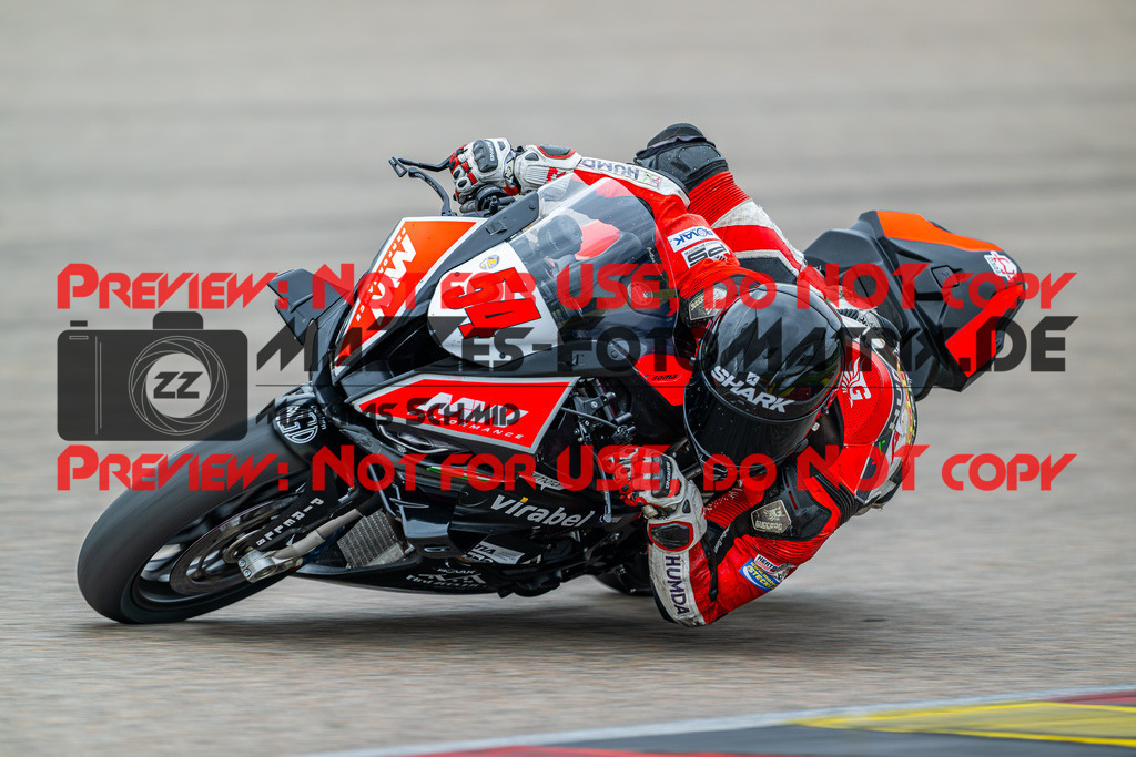 MaZZes_FotoMatrix_240504_6007705_3574 | STK1000