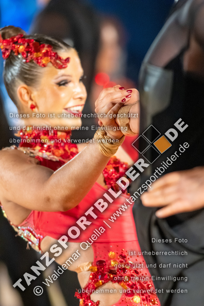 20260321-13612 | Hier finden Sie Tanz Bilder vom Latein und Standard Formationen tanzen. Sportbilder vom Tanzsport. Schöne Fotos und von Weltmeisterschaft, Europameisterschaft, Bundesliga, Regionalliga, Oberliga und Landesliga sowie von GOC Stuttgart, DanceComp, WM Bremen
