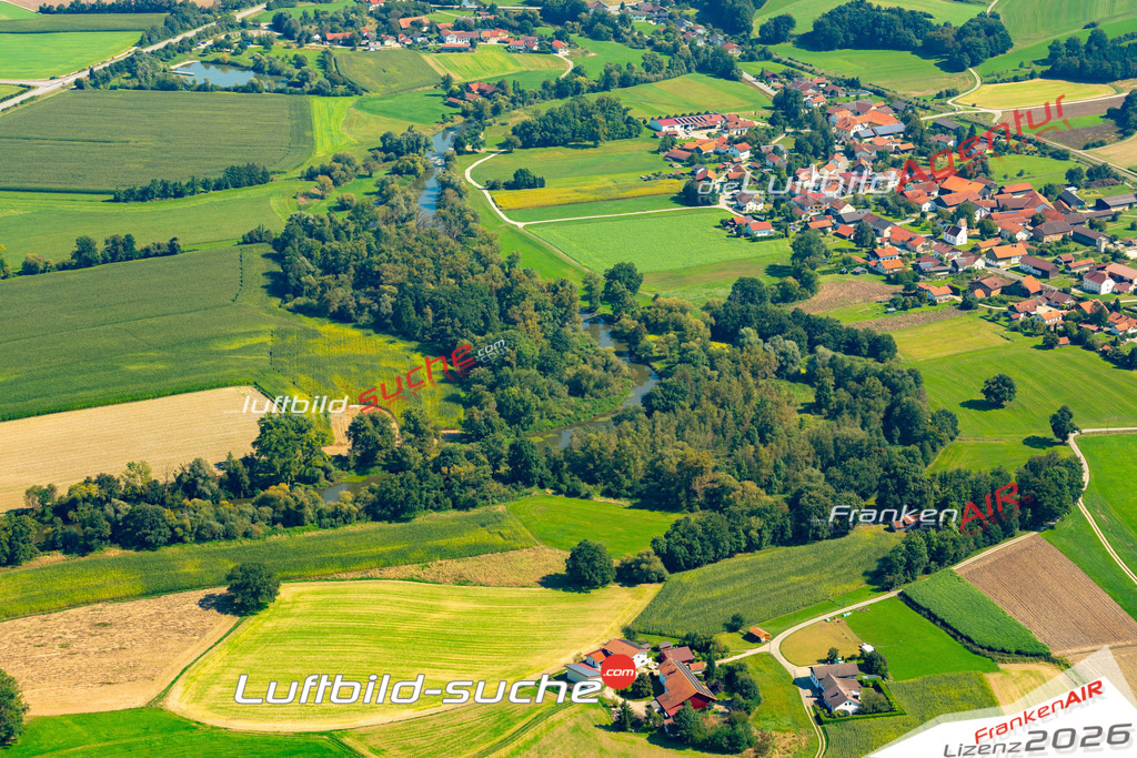 Das Luftbild zeigt : Schwaibach Bad Birnbach - Die Luftaufnahme wurde 2024 vom UL-Flugzeug aus erstellt ( keine Drohne ) - Hochauflösende Luftaufnahme - Für grossformatige Ausdrucke geeignet. Die Geschenkidee !Mit Lizenz und Bildrechte bestellbar