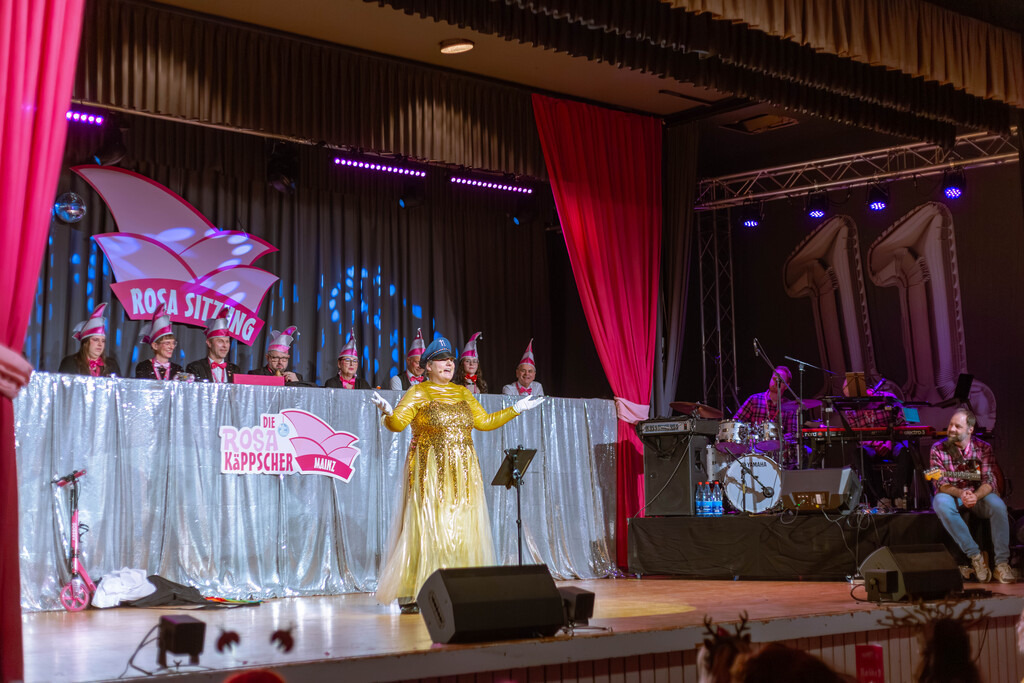 RosaSitzung-259 | Henke Visuals - Realisiert mit Pictrs.com