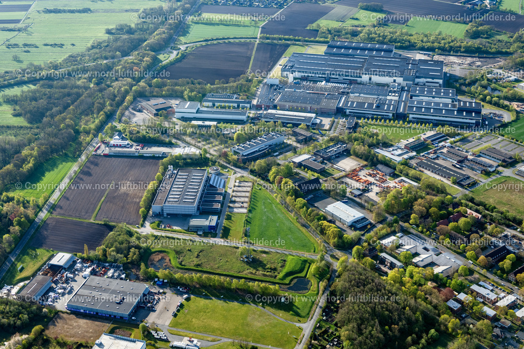Stade_Süd_Airbus_CFK_Nord_ELS_4625010523 | STADE 01.05.2023 Firmengelände der CFK Nord mit Hallen, Firmengebäuden und Produktionsstätten im Ortsteil Ottenbeck in Stade im Bundesland Niedersachsen, Deutschland. // Company grounds and facilities of CFK Nord in the district Ottenbeck in Stade in the state Lower Saxony, Germany. Foto: Martin Elsen