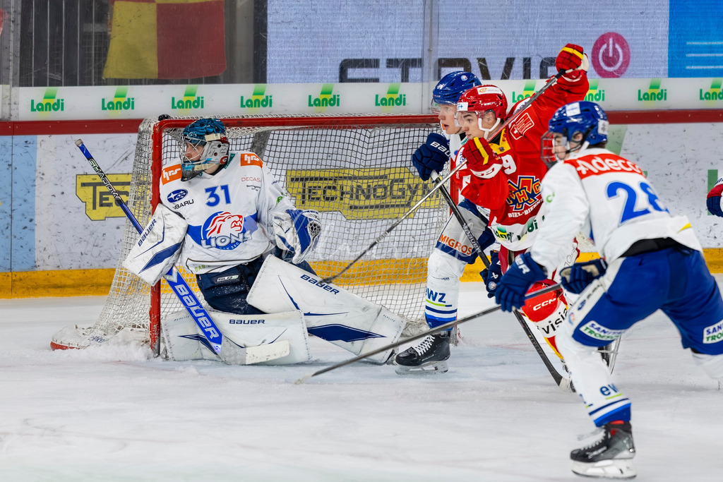 EHCB vs GCK 20260104-8471 | Sportbilder, Sportfotograf, Hochzeits- und Eventfotografin, Flugshows, Portraits und Tiershooting, Aviation, Downhill, Nationalleague, Swissleague, International