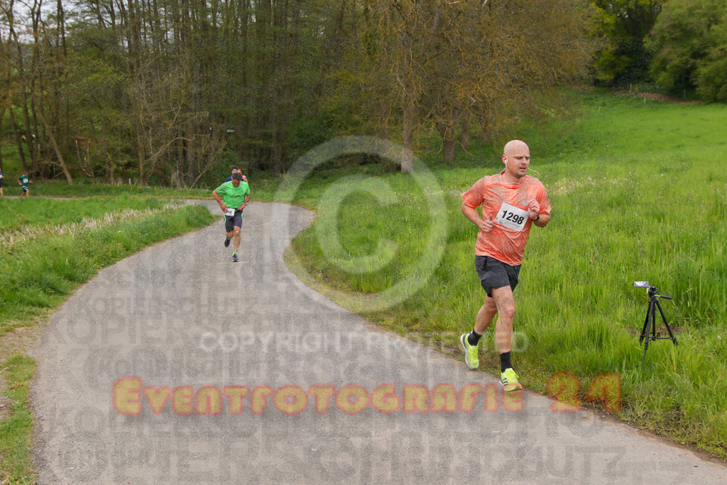 220501_1018_EV8_0443 | Sportfotografie im Rhein-Sieg Kreis, Köln, Bonn, NRW, Rheinland Pfalz, Hessen, etc. Unser Tätigkeitsfeld umfasst den Laufsport vom Volkslauf über den Marathon, Duathlon, Triathon bis zum Ultralauf wie Kölnpfad Ultra oder Schindertrail.