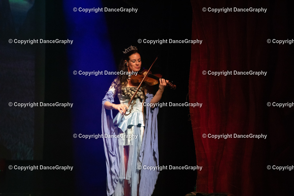 GPHY2049 | DanceGraphy - Realisiert mit Pictrs.com