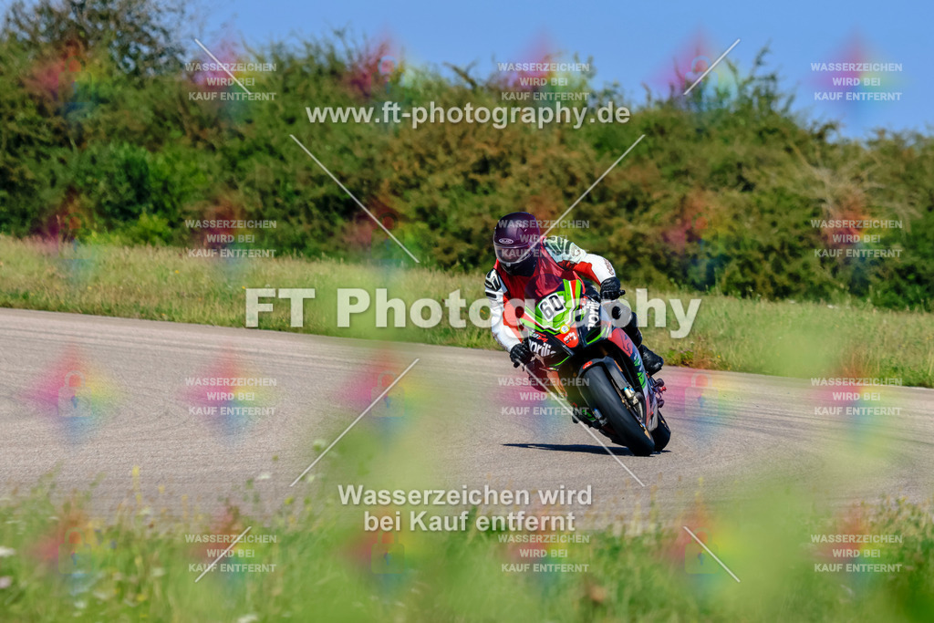 060-3111 | Hier findet Ihr Bilder von Touristenfahrten auf der Nürburgring Nordschleife oder von anderen Veranstaltungen die ich besucht habe. Viel Spass beim Durch Schauen 