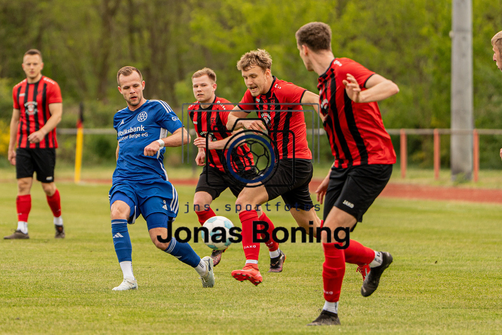 Fußball I Herren I Saison 2025-2026 I Bezirksliga Weser-Ems 4 I 31. Spieltag I TuS Frisia Goldenstedt - SV Holdorf I 00936 | jns.sportfotos - Realisiert mit Pictrs.com