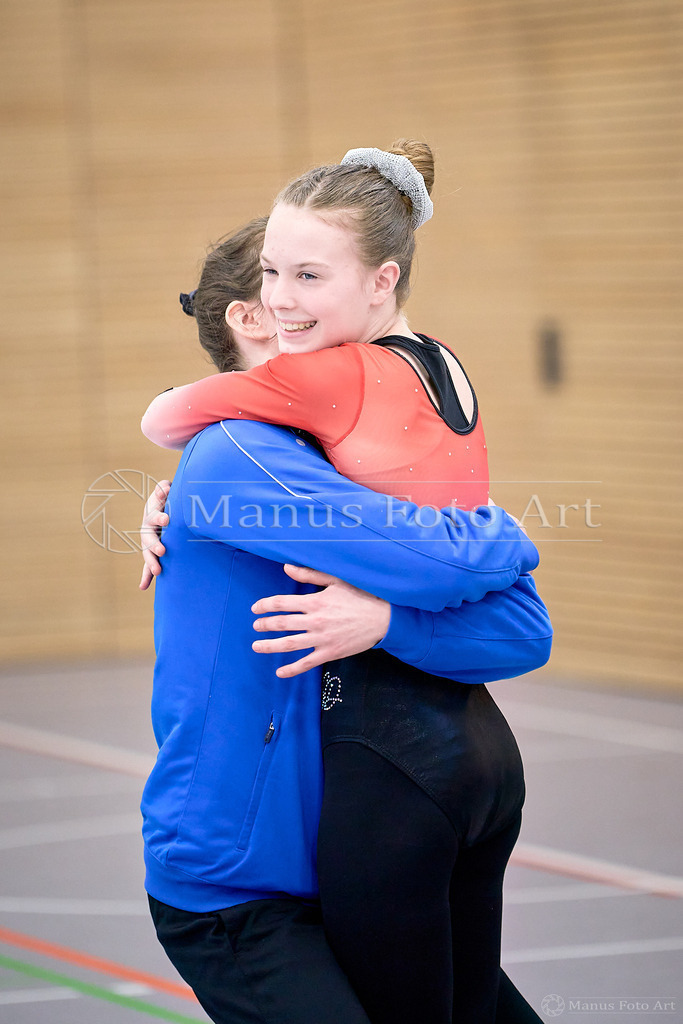 B-DSC06090 | Professionelle Sportfotografie in Hamburg, Schleswig-Holstein und Niedersachsen – spezialisiert auf Rhönrad, Geräteturnen, Leistungsturnen und rhythmische Sportgymnastik. Bundesweite Begleitung von Rhönrad-Events. Jetzt Sport-Fotos - Realisiert mit Pictrs.com