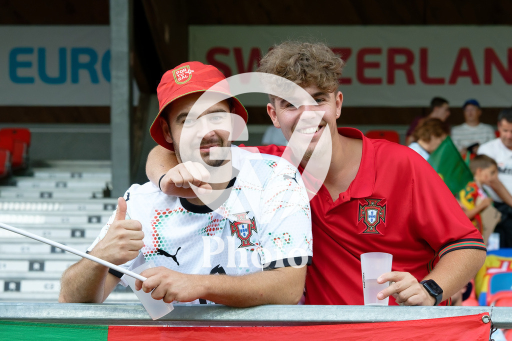 Portugal v Belgium: UEFA Women's EURO 2025 Group B | SION, SWITZERLAND - JULY 11: Fans of Portugal  during the UEFA Women's EURO 2025 Group B match between Portugal and Belgium at Stade de Tourbillon on July 11, 2025 in Sion, Switzerland. (Photo by Giuseppe Velletri/Sports Press Photo/Getty Images)