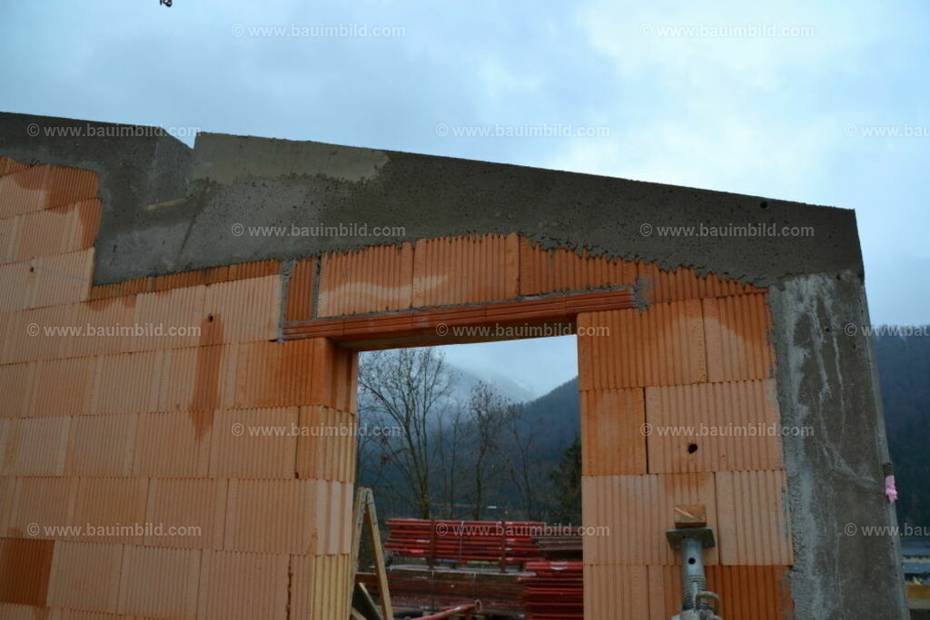 bib-lg04-sonstige-betonarbeiten-0729 | Nach LV-Leistungsgruppen sortierte Detailfotos über den Bau eines Hauses. Alle Hausbau-Bilder direkt vom Urheber und Autor der Website Haus-Selber-Bauen.com