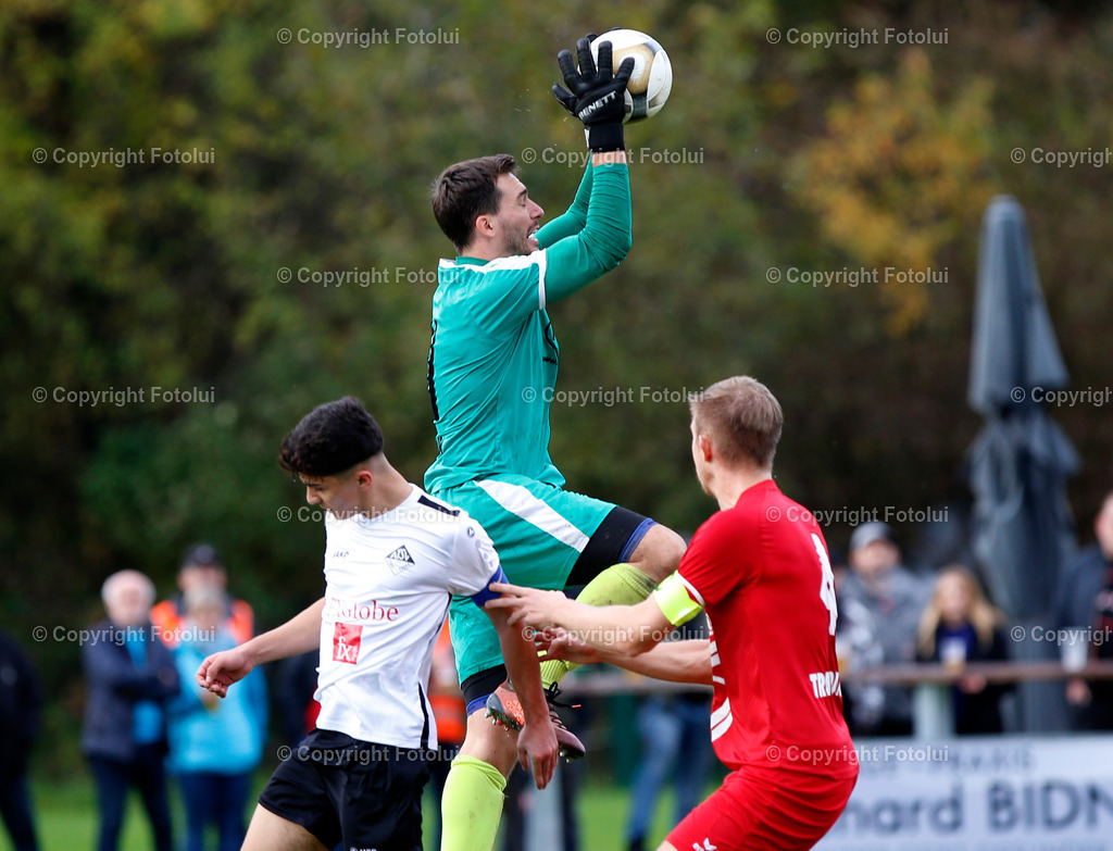 A_LUI_221022_14 | SPORT,FUSSBALL,LT1 OOE LIGA ASKOE OEDT-ATSV STADL-PAURA 22.10-2022 IM BILD: TORHUETER MANUEL SCHOERGENHUBER  (STADL-PAURA) FOTO:FOTOLUI