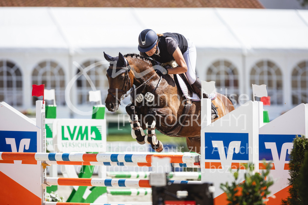 240711_BHO_L-Stil-2-531 | Deine schönsten Turniermomente als professionelle Fotos! Entdecke hochwertige Pferdesport-Fotografie im Online-Shop. Jetzt Fotos finden & bestellen!