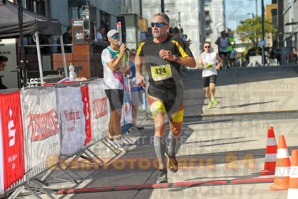 240921_1511_EX1_4530 | Sportfotografie im Rhein-Sieg Kreis, Köln, Bonn, NRW, Rheinland Pfalz, Hessen, etc. Unser Tätigkeitsfeld umfasst den Laufsport vom Volkslauf über den Marathon, Duathlon, Triathon bis zum Ultralauf wie Kölnpfad Ultra oder Schindertrail.