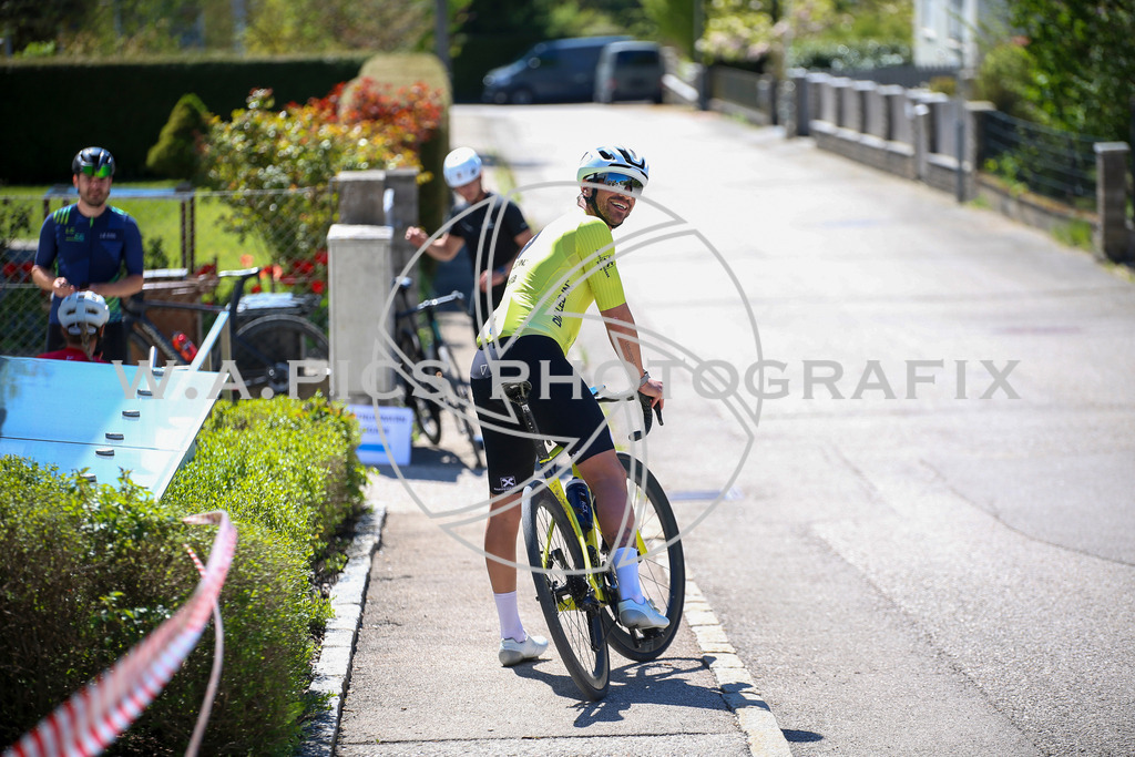 ..... | Wels, 23.04.2026, Kirschblüten Radrennen 2026 , Image shows: Photo: Wapics / Willdoner Andreas
