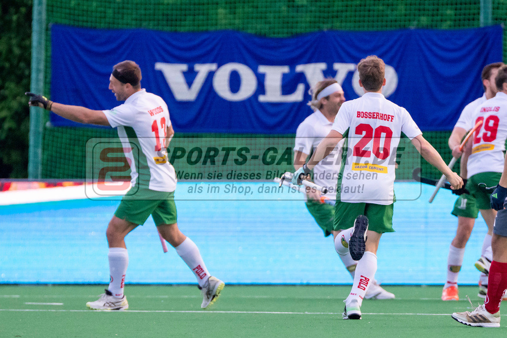 Final4_20240518-2054-0018 | Bonn, Deutschland, 18.05.2024: Niklas Bosserhoff (Hamburger Polo Club), Nicholas James Woods (Hamburger Polo Club) in Aktion waehrend des Spiels der Deutsche Feldhockey-Meisterschaften 2024 zwischen Final 4 Herren Hamburger Polo Club - Der Club an der Alster im Bonner THV am 18.05.2024 in Bonn, Deutschland. (Foto von Stephan Fehrmann)

Bonn, Germany, 18.05.2024: Niklas Bosserhoff (Hamburger Polo Club), Nicholas James Woods (Hamburger Polo Club) in action during the game of Deutsche Feldhockey-Meisterschaften 2024 between Final 4 Herren Hamburger Polo Club - Der Club an der Alster in Bonner THV at 18.05.2024 in Bonn, Deutschland. (Foto from Stephan Fehrmann)