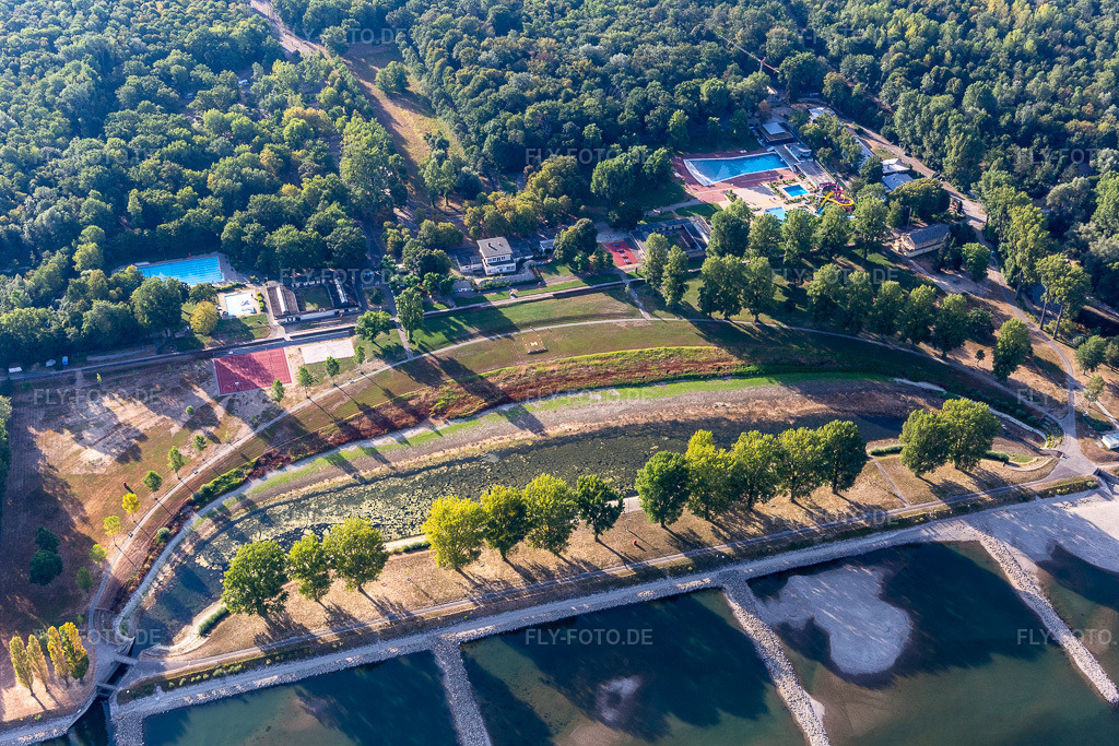 Luftbild: Rheinstrandbad Rappenwört im Ortsteil Daxlanden in Karlsruhe im Bundesland Baden-Württemberg in Deutschland. Foto: IMG_133774.jpg vom 14.08.2022 durch Werner Riehm/FLY-FOTO.deKarlsruher Bäder | Karlsruher Baeder - Entdecke die Vielfalt