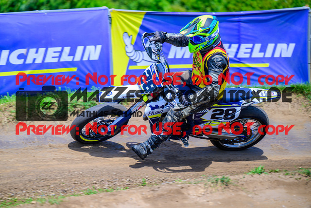 MaZZes_FotoMatrix_240622_6021986_3129 | UE40