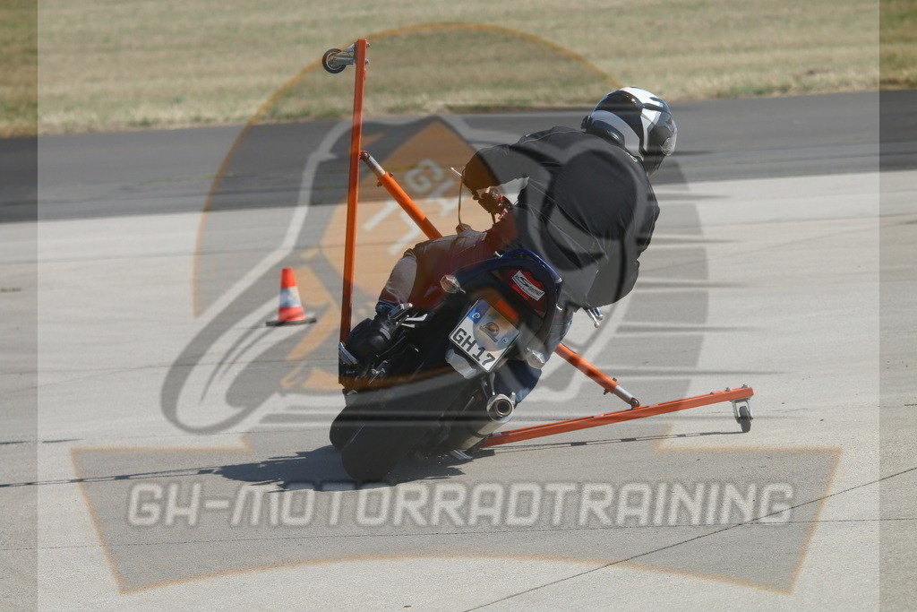 IMG_3591 | gh-motorradtraining-foto.de - Realisiert mit Pictrs.com