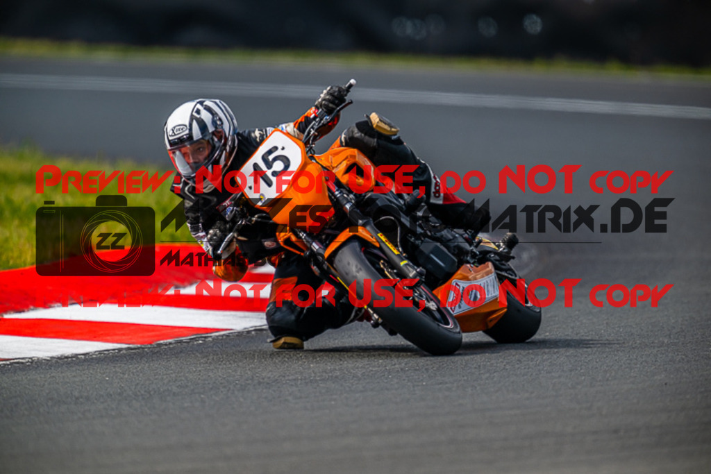 MaZZes_FotoMatrix_220522_4789 | Fotograf Mathias Schmid
Sportfotograf,
Eventfotograf,
Hochzeitsfotograf,
Portraitfotograf