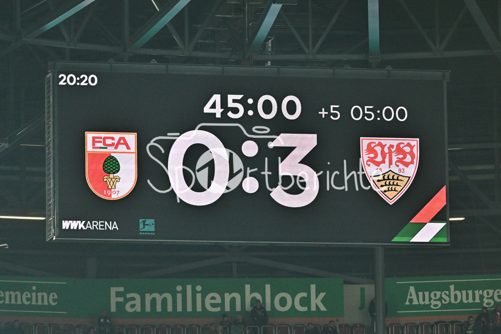 FC Augsburg - VfB Stuttgart | AUGSBURG, GERMANY - 22. MAERZ: im Bild die Anzeigetafel zur Halbzeit / Halbzeitstand / während dem Bundesligamatch zwischen dem FC Augsburg und dem VfB Stuttgart am 27. Spieltag in der WWK Arena / DFL REGULATIONS PROHIBIT ANY USE OF PHOTOGRAPHS AS IMAGE SEQUENCES AND/OR QUASI-VIDEO