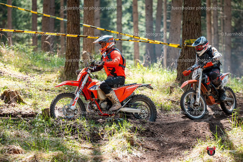 fuernholzer_250501-C2-309 | Fotografische Impressionen von der Red Stag Enduro Extreme by fuernholzer-photography.com. Endurosport in Österreich fotografisch festgehalten von fuernholzer. Auftragsfotografie für Private, Gewerbefotos und Industriefotografie. Eventfotografie, Sportfotografie und Motorsportfotografie. Anbieter von Fotoworkshops, Fototraining, fotografischen Vorträgen und Fotoseminaren.