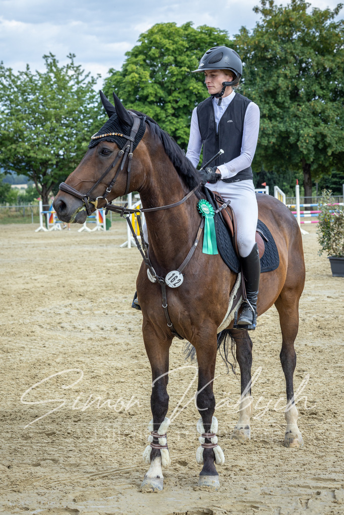 20260704-_3LI1928 | Tierfotografie Pferde, Hunde, Katzen, Haustiere.
Turnierfotografie Reitturniere, Reiten, Springreiten, Dressur in Hanau, dem Main-Kinzig-Kreis und dem Rhein-Main- Gebiet um Frankfurt