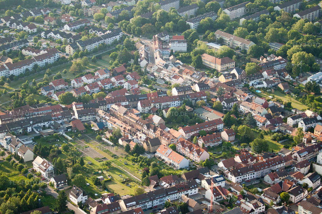 Luftbild: Ostmarkstr im Ortsteil Durlach in Karlsruhe im Bundesland Baden-Württemberg in Deutschland. Foto: IMG_27466.jpg vom 23.05.2010 durch Werner Riehm/FLY-FOTO.de