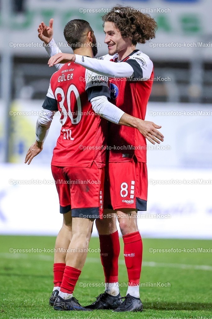 FCVK24012501018 | 24.01.2025, Fußball, FC Viktoria Köln – SV Waldhof Mannheim 07, 3.Liga, Sportpark Höhenberg, Saison 2024 2025: Torschütze Serhat-Semih Güler (Viktoria Köln #30) verwandelt den Elfmeter zum 1:0 Tor. Torjubel Jubel Jubelnd zusammen mit Donny Bogicevic (Viktoria Köln #8)DFB regulations prohibit any use of photographs as image sequences and or quasi-video.