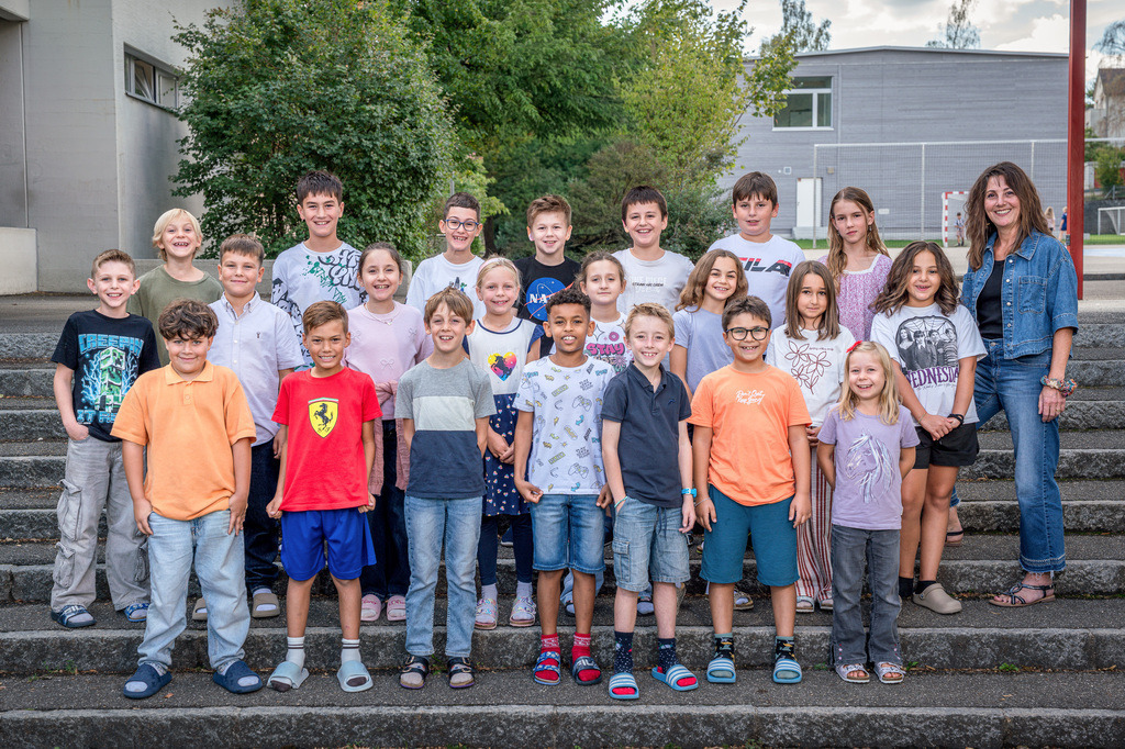 ZD260914142650-Bearbeitet | Fotoshop von zweidimensional Fotografie. Ihr Fotograf im Aargau. Abzüge von Ihrem Fotobox Event bestellen.Abzüge von Ihrem Hochzeit bestellen.Abzüge von Ihrem Schulfotograf bestellen.