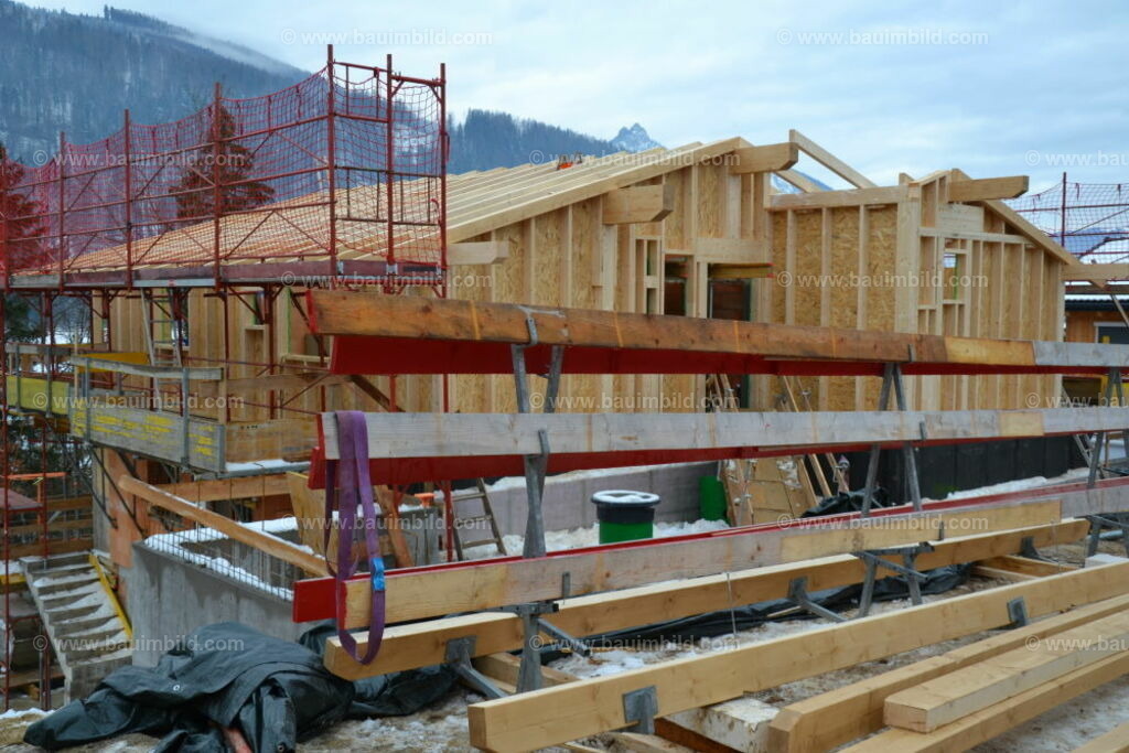 bib-lg09-holzbau-0159 | Nach LV-Leistungsgruppen sortierte Detailfotos über den Bau eines Hauses. Alle Hausbau-Bilder direkt vom Urheber und Autor der Website Haus-Selber-Bauen.com