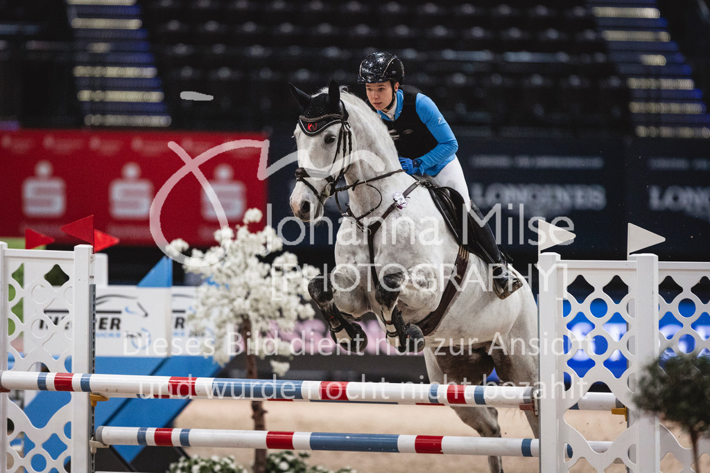 240119_Leipzig_AmateurSmall-219 | Deine schönsten Turniermomente als professionelle Fotos! Entdecke hochwertige Pferdesport-Fotografie im Online-Shop. Jetzt Fotos finden & bestellen!