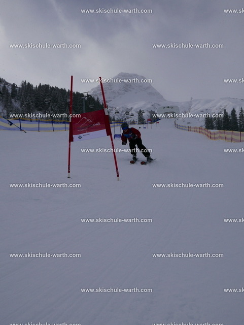 Paul (3) | Photos von der Skischule Warth - Realisiert mit Pictrs.com