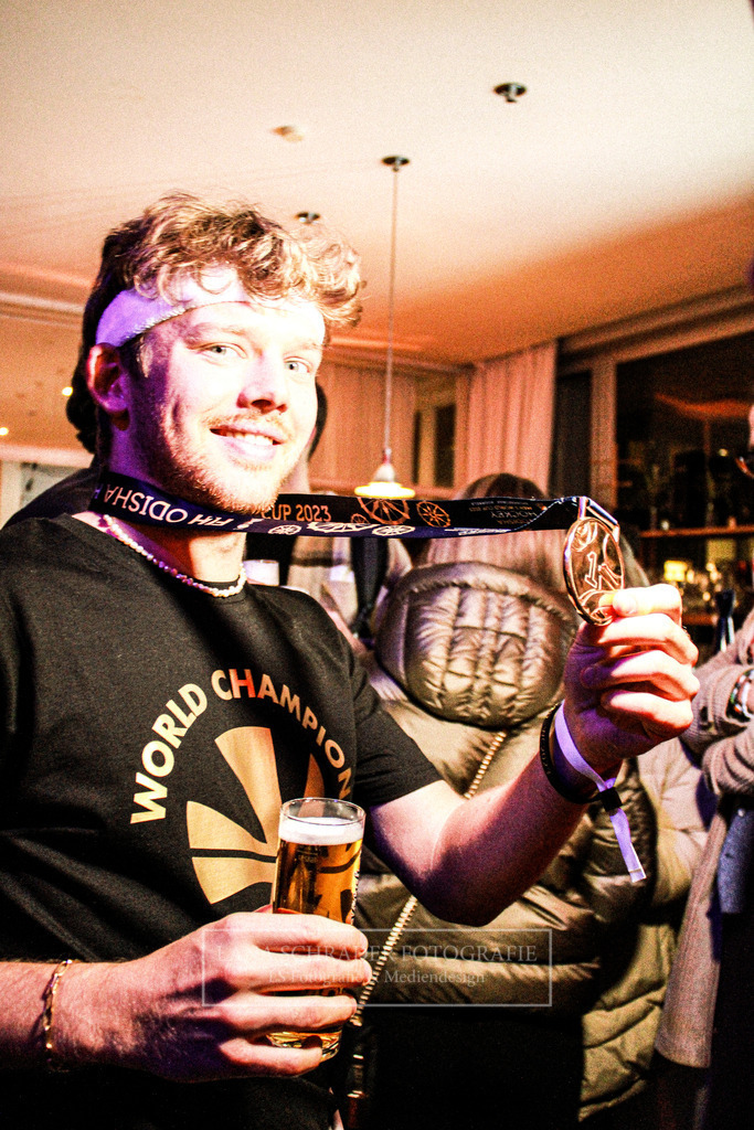 WM EMPFANG 30.01.23 LSF-54 | lanaschraderfotografie - Realisiert mit Pictrs.com