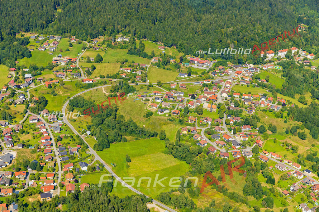 rabenstein-zwiesel-luftbild-vs-drohnen-fotograf-7523-jahr-2025 | Klassische Luftaufnahme ohne Drohne zeigt:Rabenstein bei Zwiesel - Die Luftbildaufnahme wurde 2025 vom UL-Flugzeug heraus erstellt ( keine Drohne ) - Hochauflösende Luftaufnahme -Nicht vergleichbar mit Google Maps oder Satelittenbilder- Die Geschenkidee !Mit Lizenz und Bildrechte bestellbar