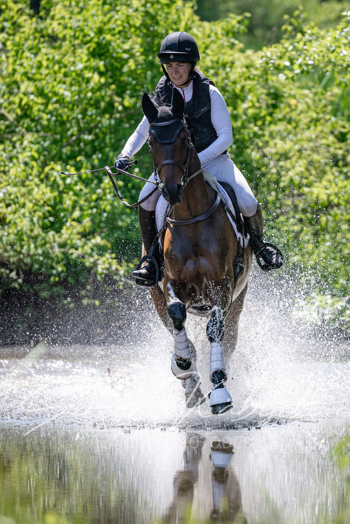 20260523-_3LI7887 | Tierfotografie Pferde, Hunde, Katzen, Haustiere.
Turnierfotografie Reitturniere, Reiten, Springreiten, Dressur in Hanau, dem Main-Kinzig-Kreis und dem Rhein-Main- Gebiet um Frankfurt