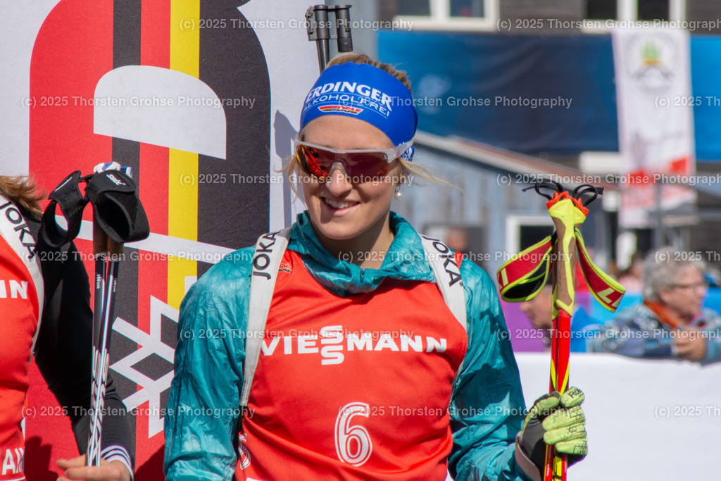 Deutsche Meisterschaften Biathlon 2018 | Deutsche Meisterschaften Biathlon 2018, Massenstart Frauen am 15.09.2018 in der DKB SKI ARENA in Oberhof, (Deutschland)

Bild: Sechste Anna Weidel - Realisiert mit Pictrs.com