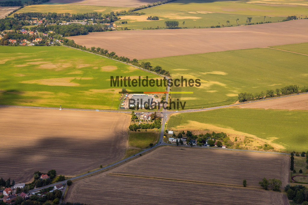 21_1_Klein_Oschersleben_Kreuzung_B246-1032 | Klein Oschersleben - Realisiert mit Pictrs.com