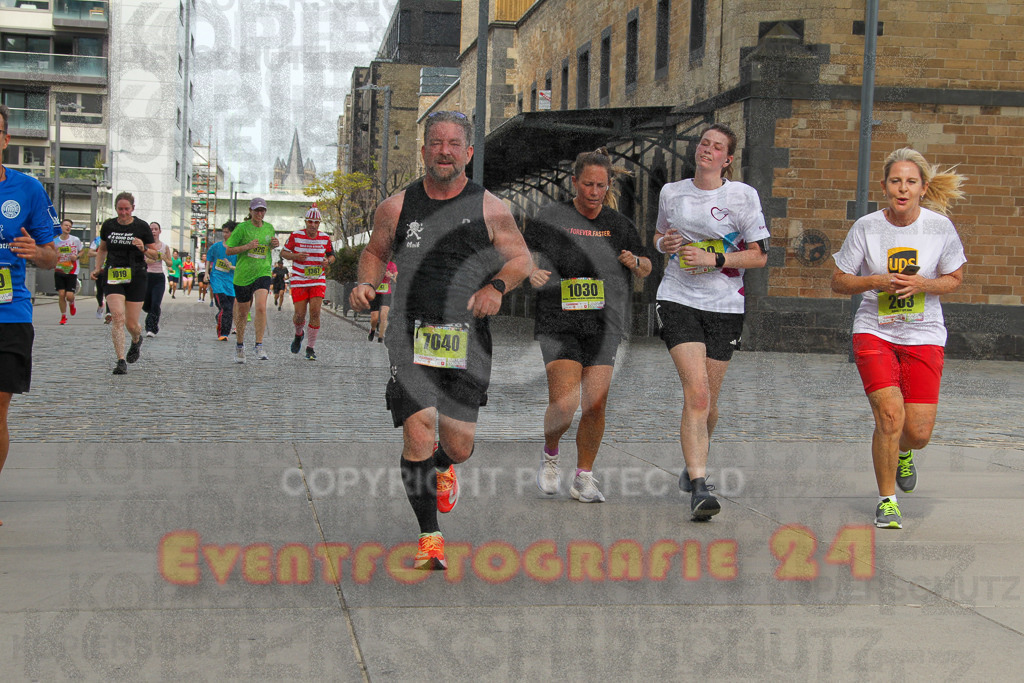 250920_1328_EV4_5671 | Sportfotografie im Rhein-Sieg Kreis, Köln, Bonn, NRW, Rheinland Pfalz, Hessen, etc. Unser Tätigkeitsfeld umfasst den Laufsport vom Volkslauf über den Marathon, Duathlon, Triathon bis zum Ultralauf wie Kölnpfad Ultra oder Schindertrail.