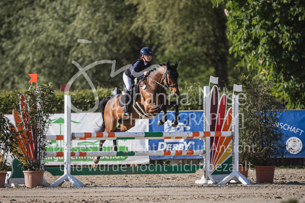 250501_MünsterHandorf_PonyTrophy-274 | Deine schönsten Turniermomente als professionelle Fotos! Entdecke hochwertige Pferdesport-Fotografie im Online-Shop. Jetzt Fotos finden & bestellen!
