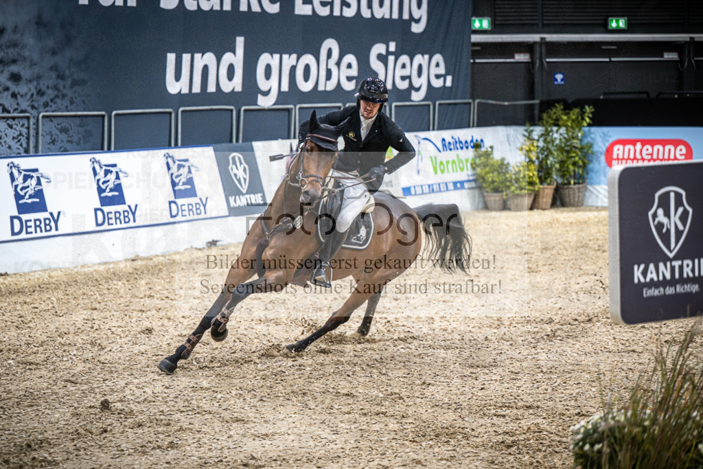 DOS_0748 | Entdecke hochwertige Reitturnierfotos von Foto Oger. Professionell, emotional und authentisch – jetzt Lieblingsmomente im Shop bestellen.Deutschlandweite Turnierfotografie. - Realisiert mit Pictrs.com