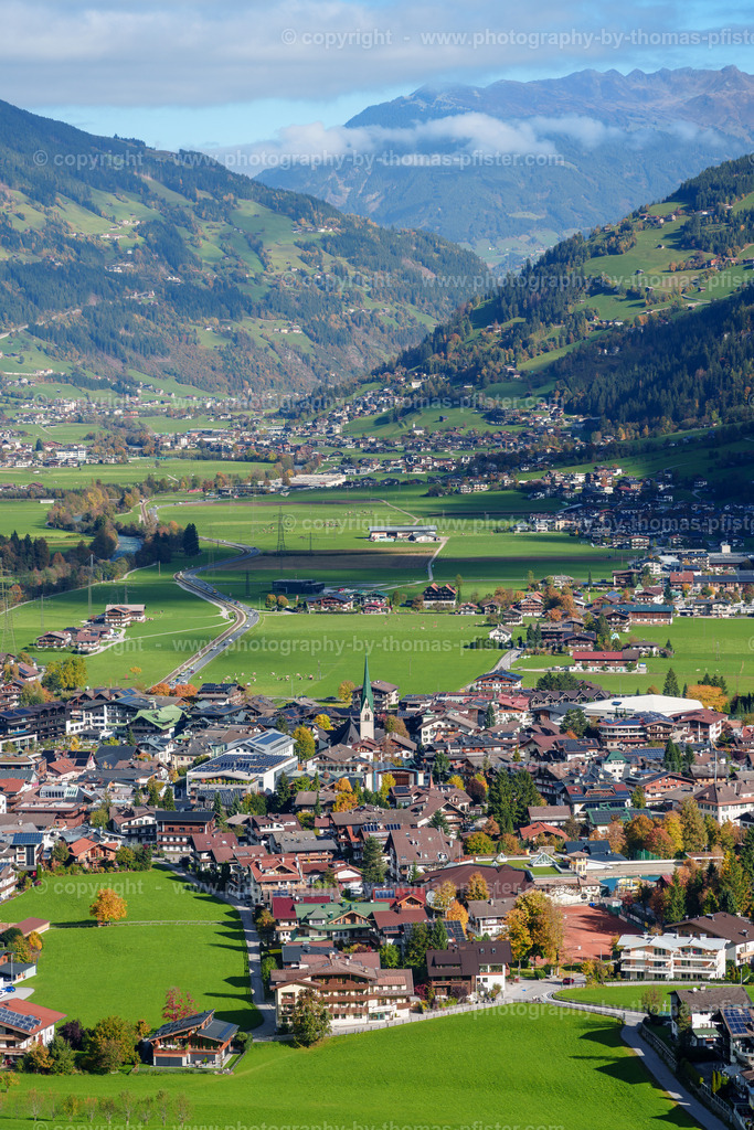 Mayrhofen Herbst Gondelblick copyright  Thomas Pfister-1 | PHOTOGRAPHY BY THOMAS PFISTER