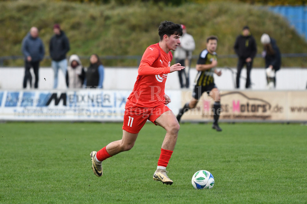 SpVgg Plattling | Maximilian Brandl (SpVgg Plattling) - Realisiert mit Pictrs.com