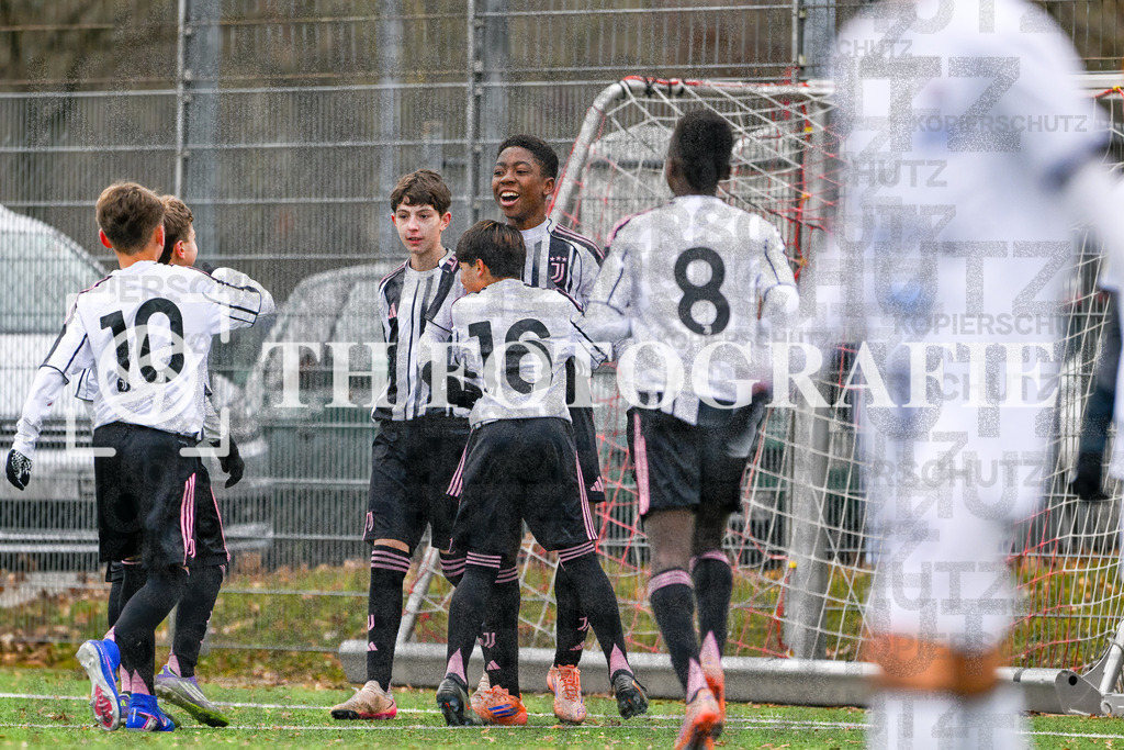 GER, Juventus - FC Aarau,  Fussball, PS-Immo-Cup 2026,U13 Feldturnier, 18.01.2026 | Juventus, FCA