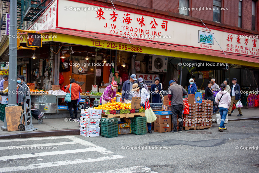 Vereinigte Staaten von Amerika_ USA_ New York City_ NYC_ 20.05.2024-94 | 20.05.2024, Vereinigte Staaten von Amerika, USA, New York City, NYC im Bild diverse Stadtansichten New York City, Wolkenkratzer, Essen, U-Bahn, Menschen, Stadion, Baseball, Yankees, Mets, Manhatten, East River, Trump, Macy, Verkehr, AutosNew York City ist eine Weltstadt an der Ostkueste der Vereinigten Staaten. Sie liegt im Bundesstaat New York und ist mit rund 8,8 Millionen Einwohnern die bevoelkerungsreichste Stadt des Landes.Quelle: Wikipedia