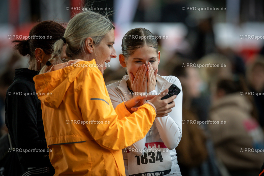 22. ASV Nachtlauf; Koeln, 28.05.25 | Impressionen vom 22. ASV Nachtlauf am 28.05.25 am Tanzbrunnen in Koeln. Foto: BEAUTIFUL SPORTS/Axel Kohring