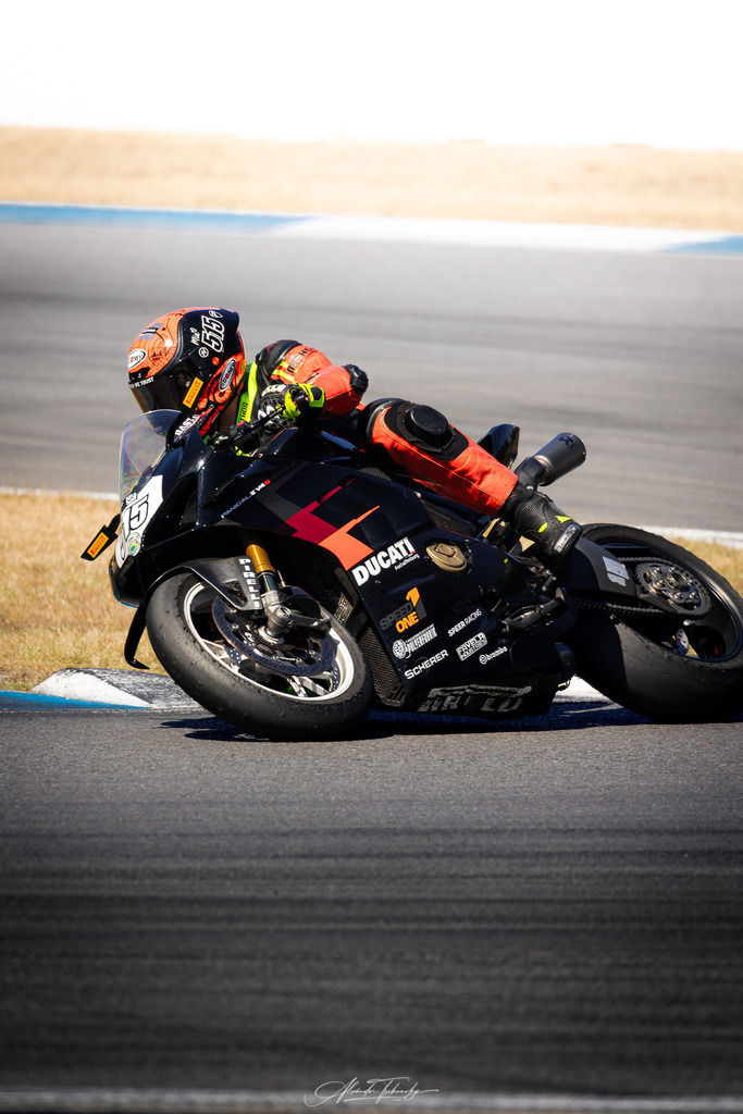 Ducati Trackday Hockenheimring 2026 | Entdecken Sie die faszinierende Welt von Alexander Tschuncky Arts: Kreative Fotografie, atemberaubende Automobilkunst und hochwertiger Bilderdruck. Lassen Sie sich inspirieren! - Realisiert mit Pictrs.com