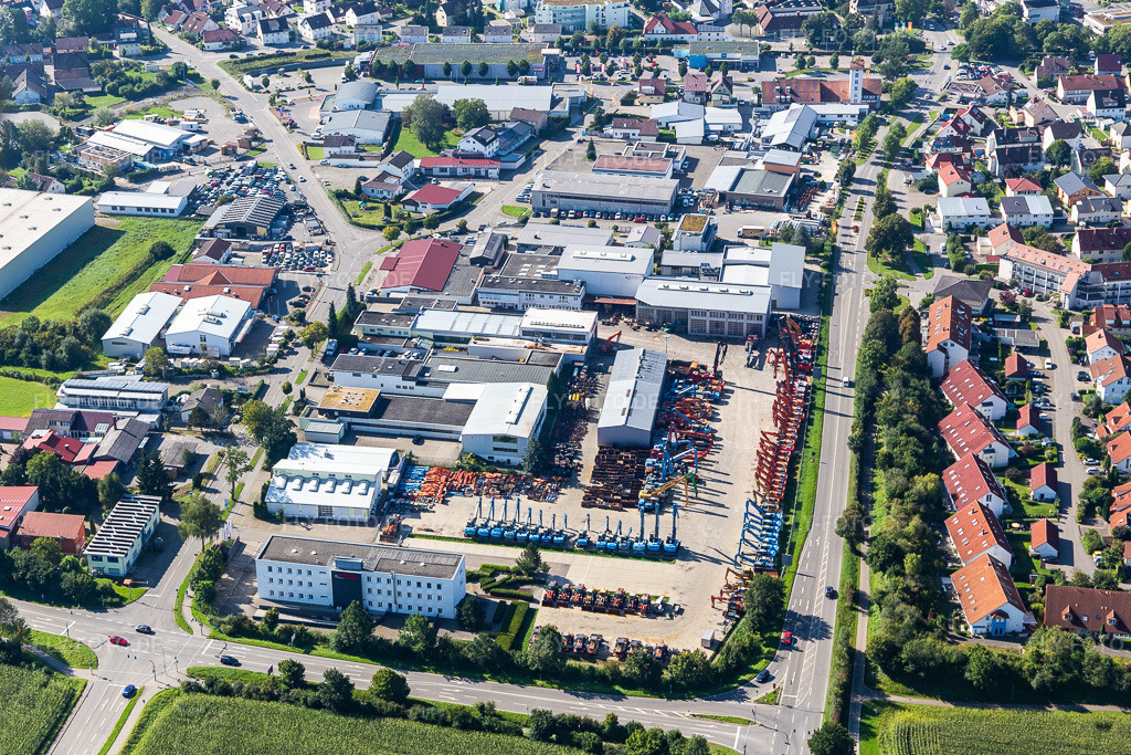 Luftbild: Baumaschinenhändlers Kiesel GmbH. im Ortsteil Annaberg in Baienfurt im Bundesland Baden-Württemberg in Deutschland. Foto: IMG_129089.jpg vom 04.09.2021 durch Werner Riehm/FLY-FOTO.de