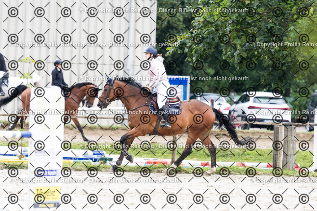 CL5A9542 | Emilia Reinking Fotografie - Realisiert mit Pictrs.com